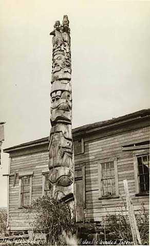 chinook indian totem poles