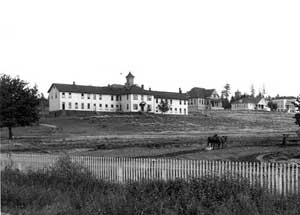 Puyallup school buildings