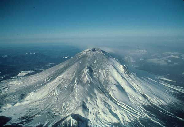 Mt. St. Helens early eruption, 1980