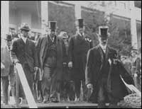 President Taft and other officials outside NY State Building