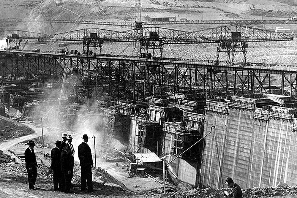 Officials viewing Grand Coulee Dam site, October 14, 1937